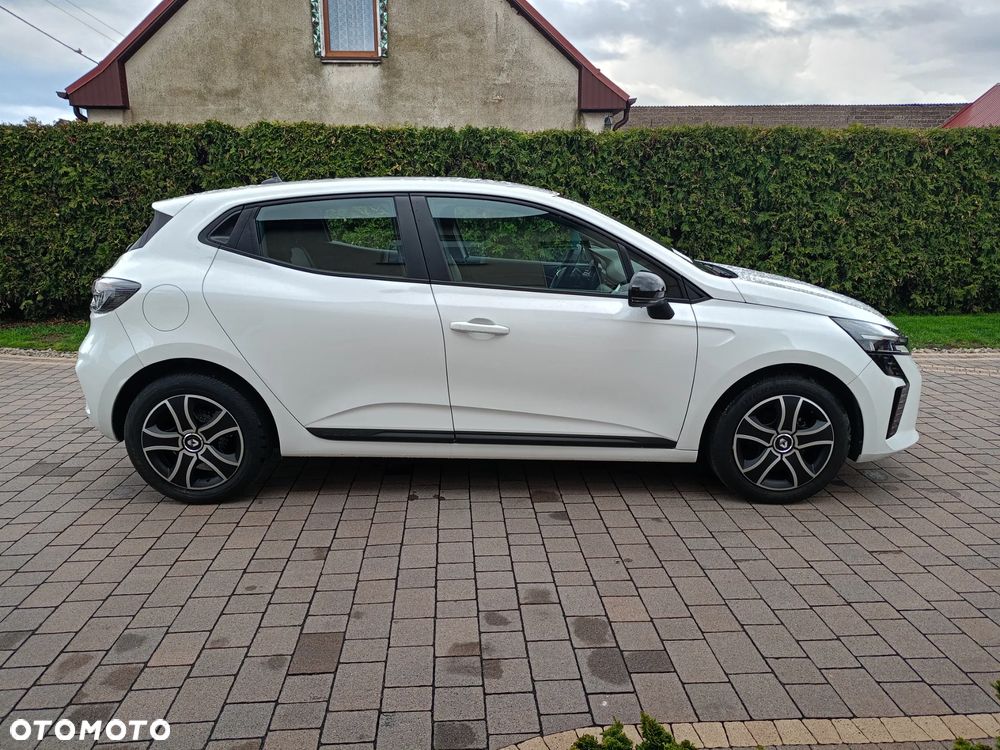 Renault Clio TCe 90 EVOLUTION - 5