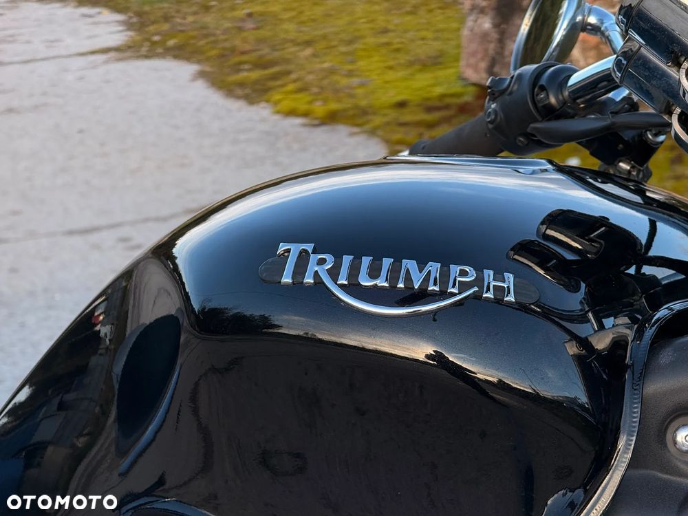 Triumph Rocket - 22