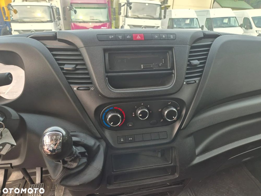 Iveco Daily - 10