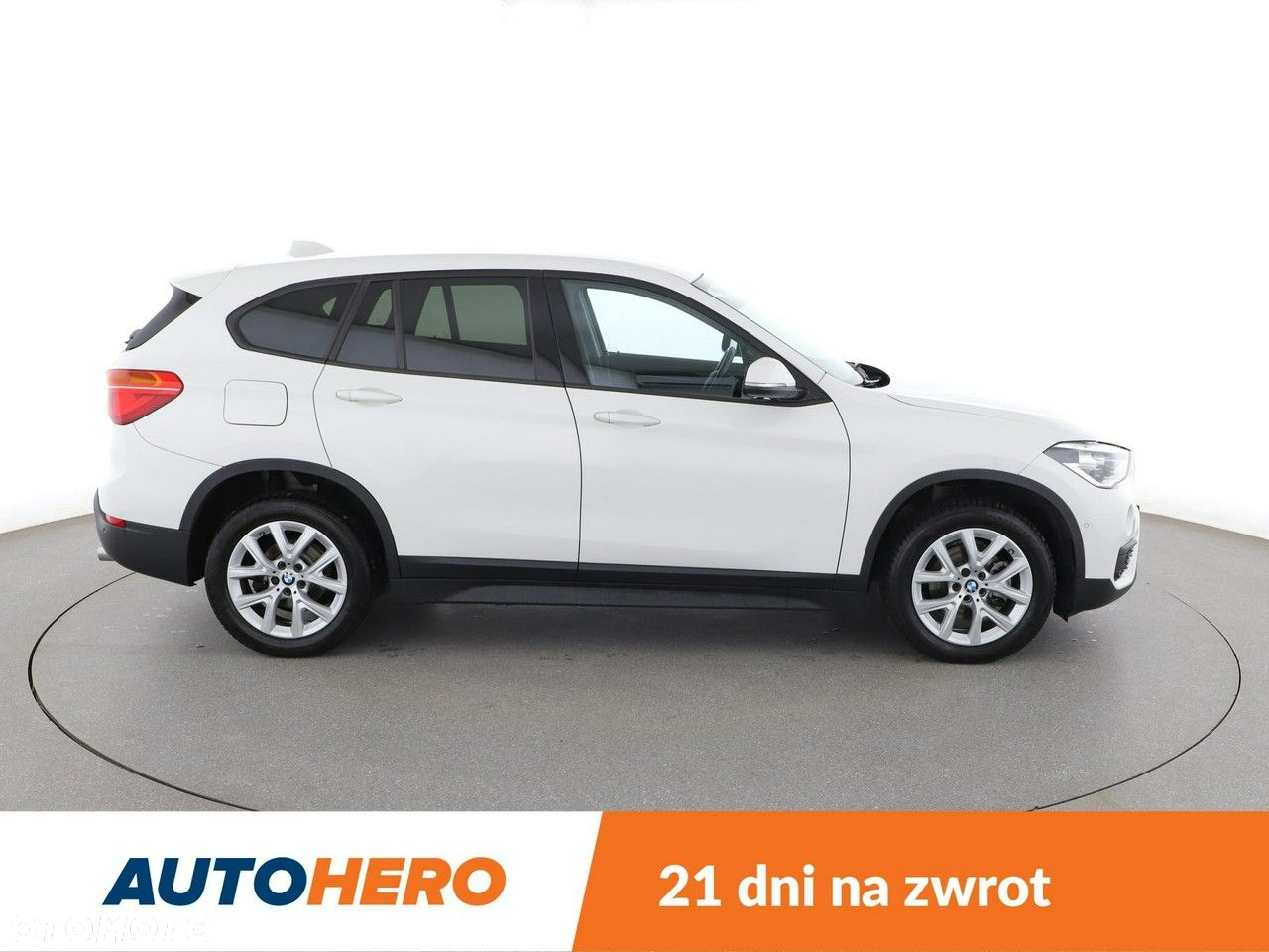 BMW X1 sDrive18d Advantage - 9