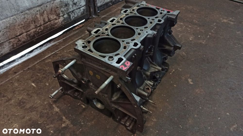 blok 2.0 dci trafic vivaro primastar m9r dół - 3