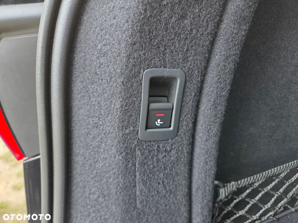 Audi A4 Avant 35 TFSI S tronic design - 11