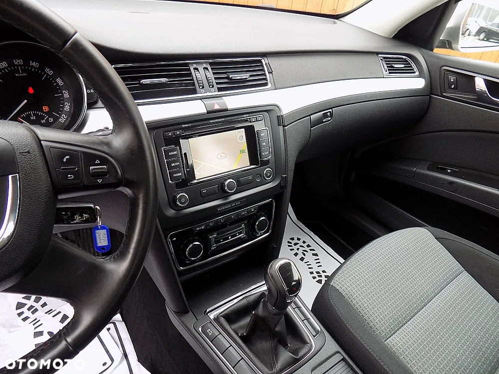 Skoda Superb 2.0 TDI 4x4 Elegance - 11