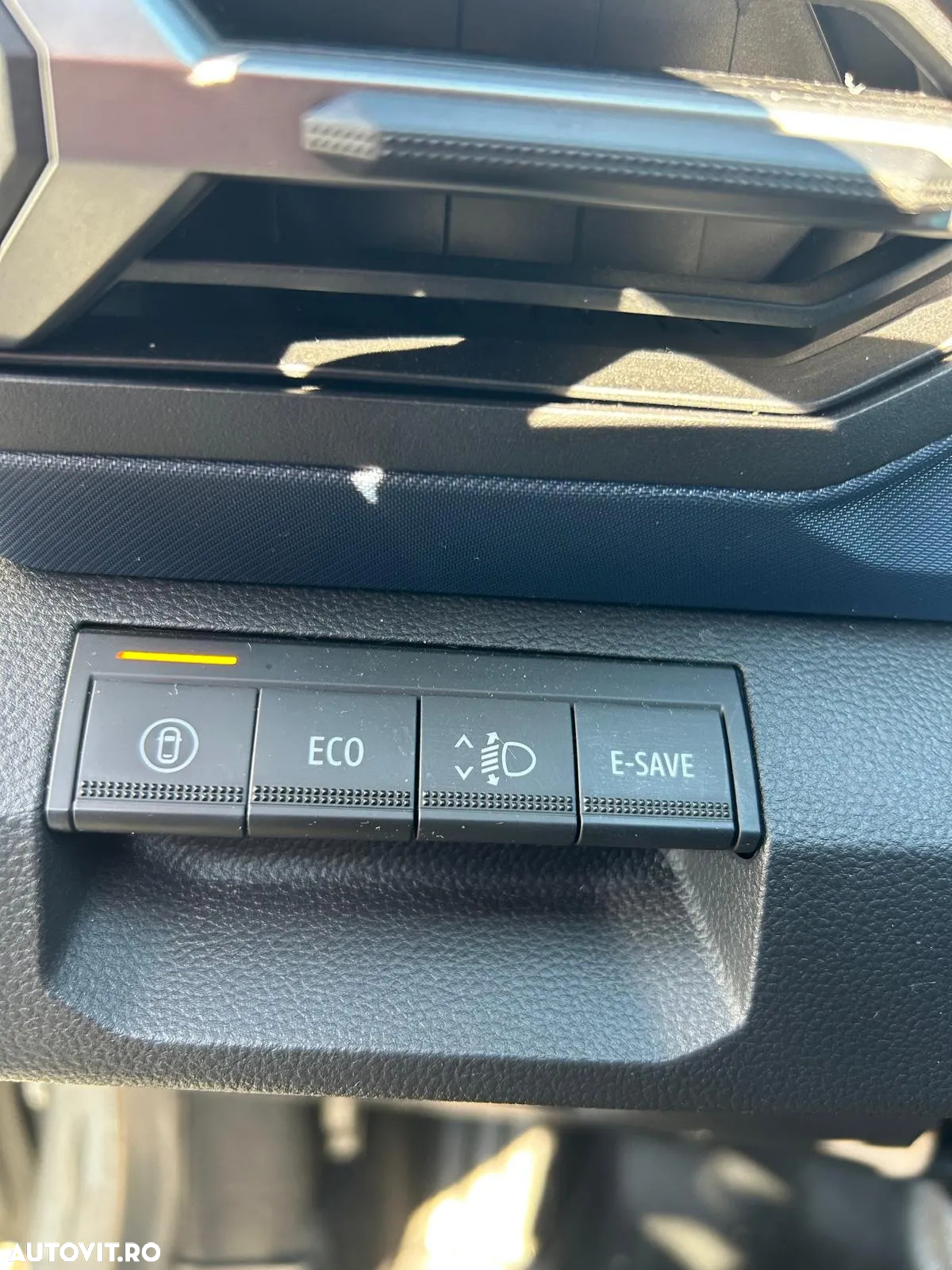 Dacia Duster HEV 140 Journey - 10