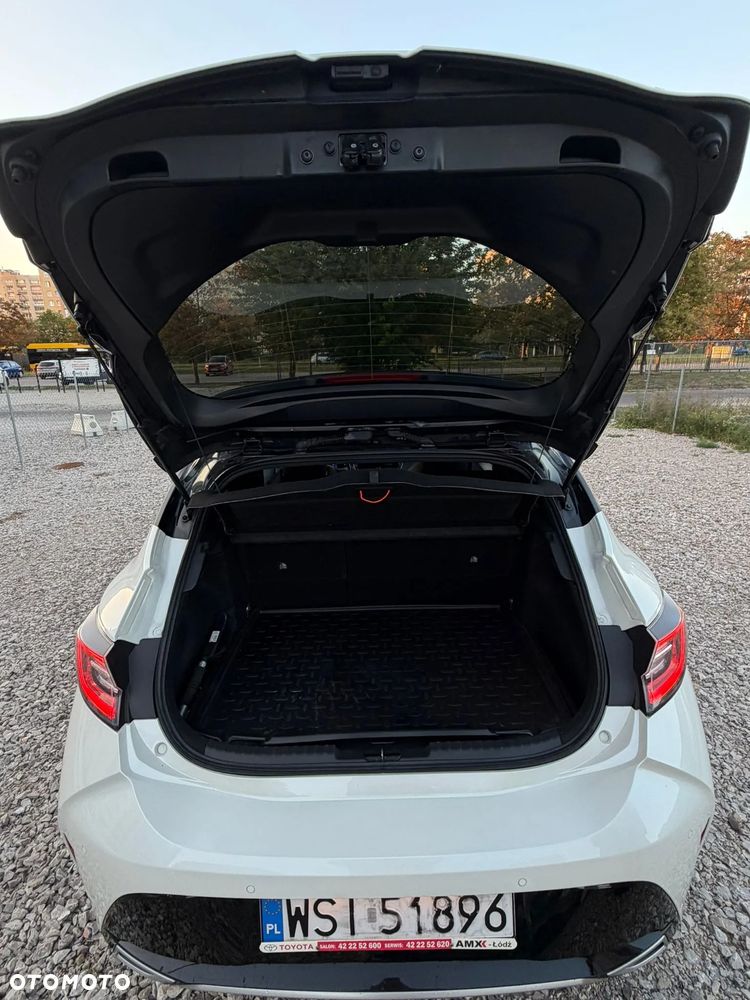 Toyota Corolla 2.0 Hybrid GR Sport - 17