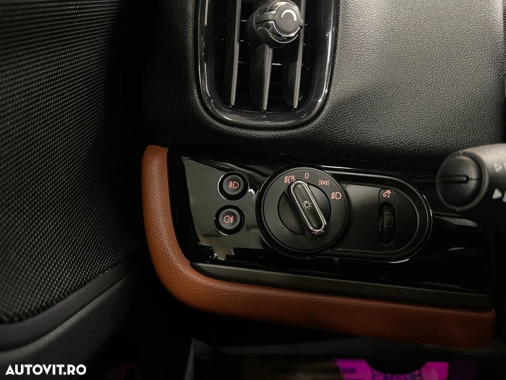 Mini Countryman Cooper SE All4 Aut. Classic Trim - 30