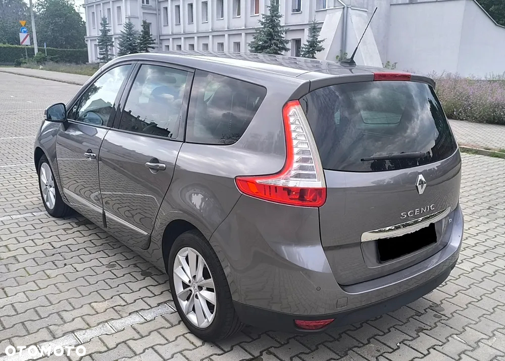 Renault Grand Scenic TCe 130 Bose Edition - 8