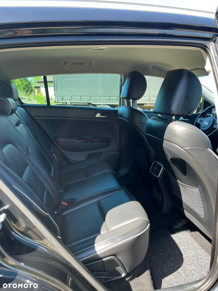 Kia Sportage 1.6 GDI 2WD ISG Dream-Team Edition - 12