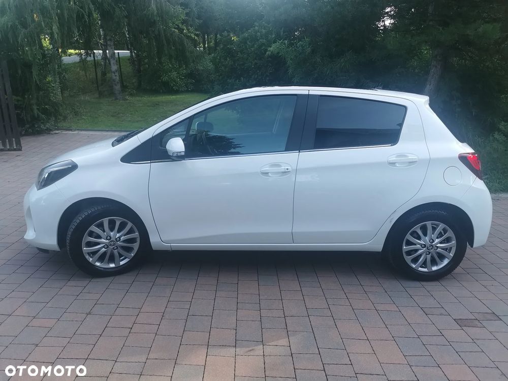Toyota Yaris 1.33 VVT-i Lounge - 5