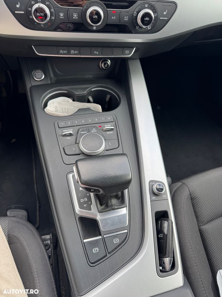 Audi A4 Avant 2.0 TDI S tronic - 35