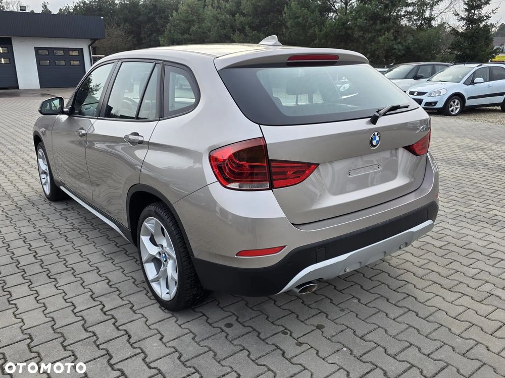 BMW X1 xDrive18d xLine - 8