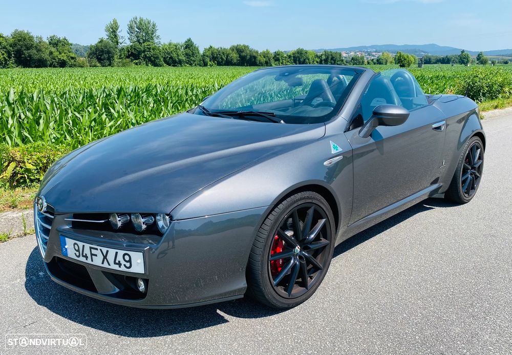 Alfa Romeo Spider 2.4 JTDM - 8