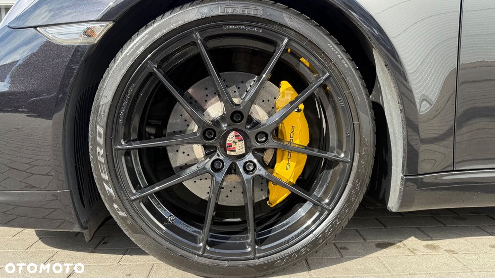 Porsche 911 Carrera S PDK - 11