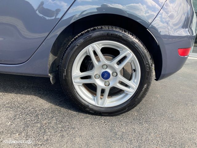 Ford Fiesta 1.5 TDCi Titanium - 9