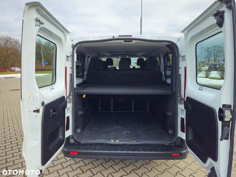 Renault Trafic 2.0 dCi EDC - 7
