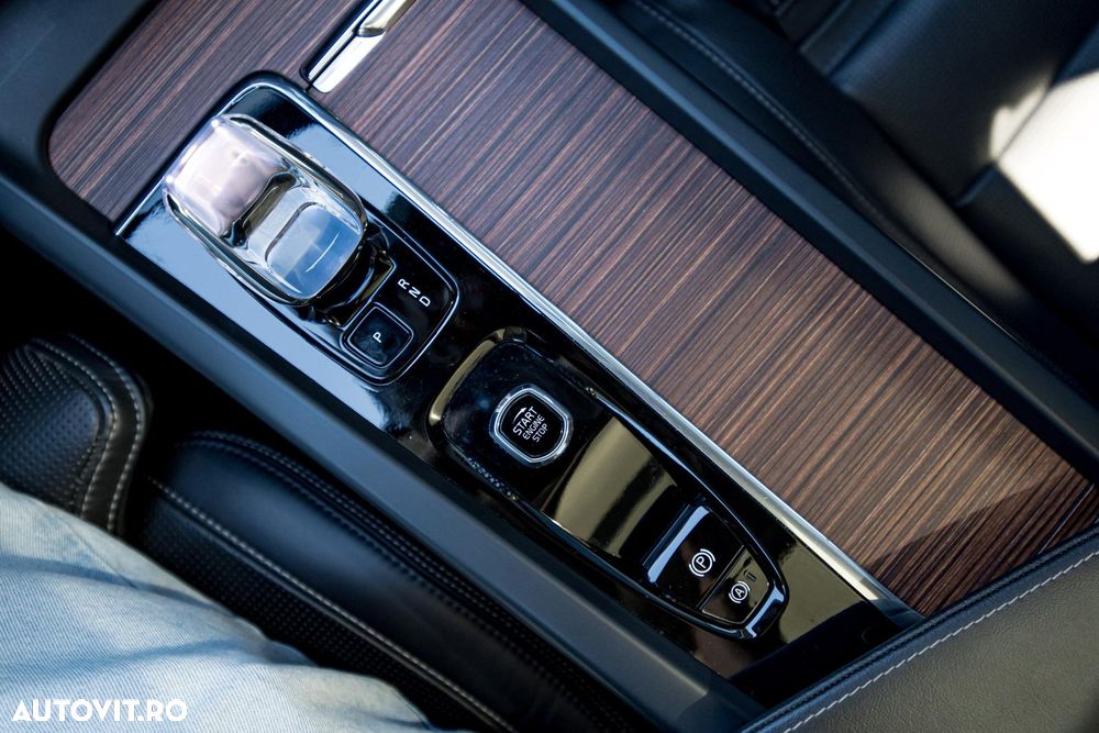 Volvo XC 60 T8 AWD AT PHEV Proiectat Polestar - 26