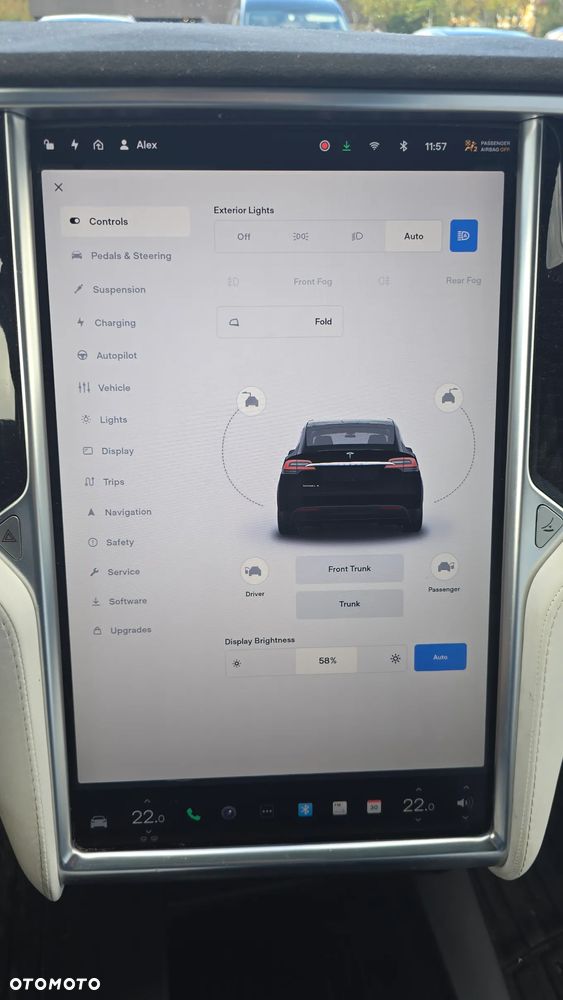 Tesla Model X Long Range Plus - 34