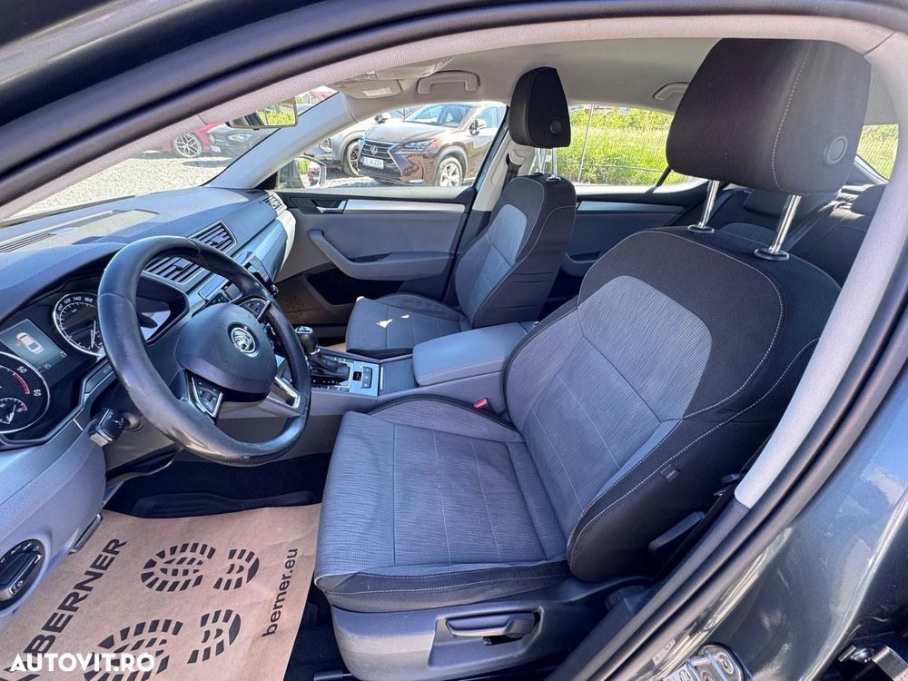 Skoda Superb 2.0 TDI 4X4 DSG Style - 20