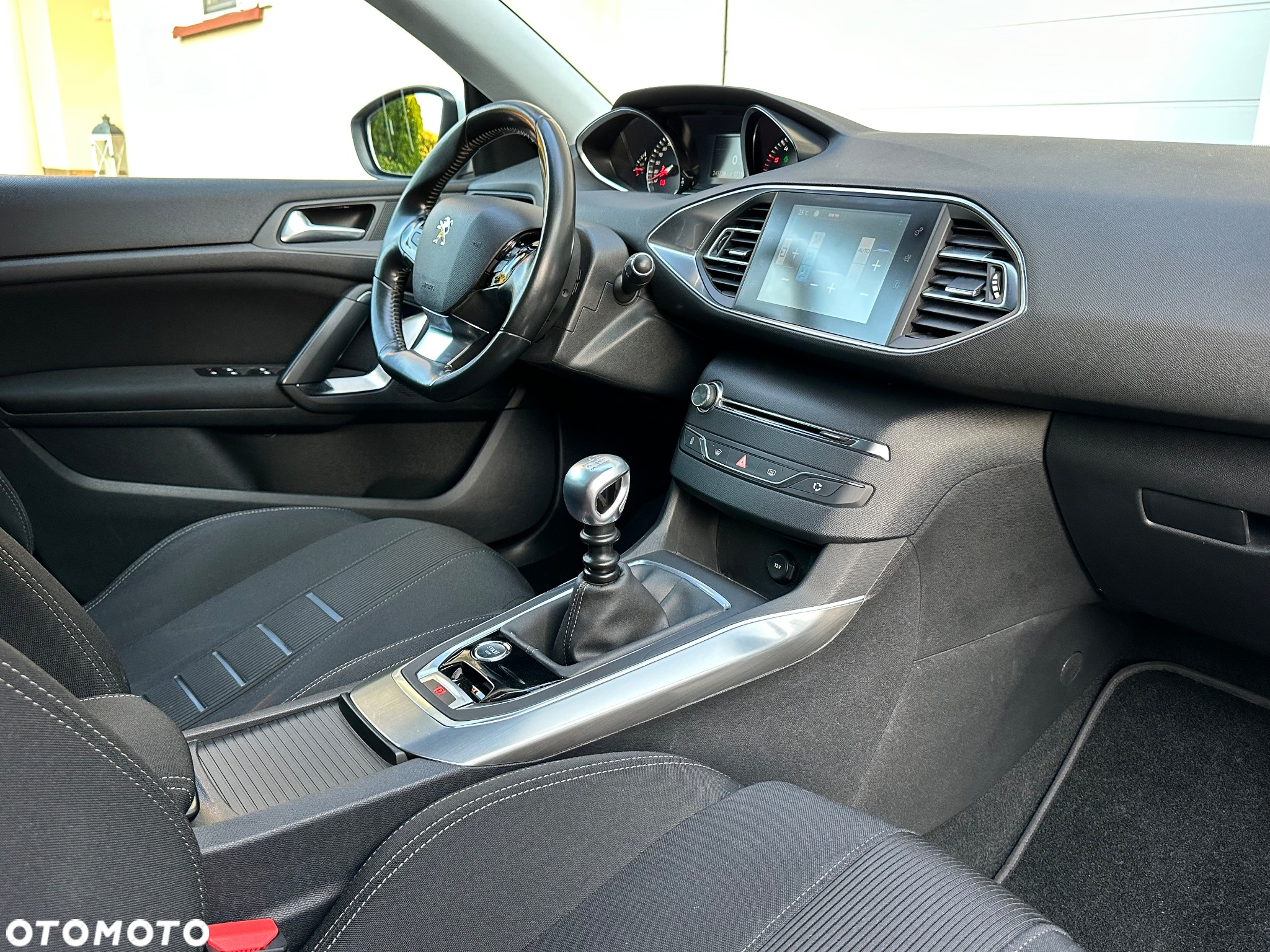 Peugeot 308 SW e-HDi FAP 115 Stop&Start Business Line Niveau 1 - 21
