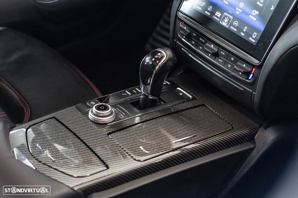 Maserati Quattroporte 3.0 V6 D GranSport - 20