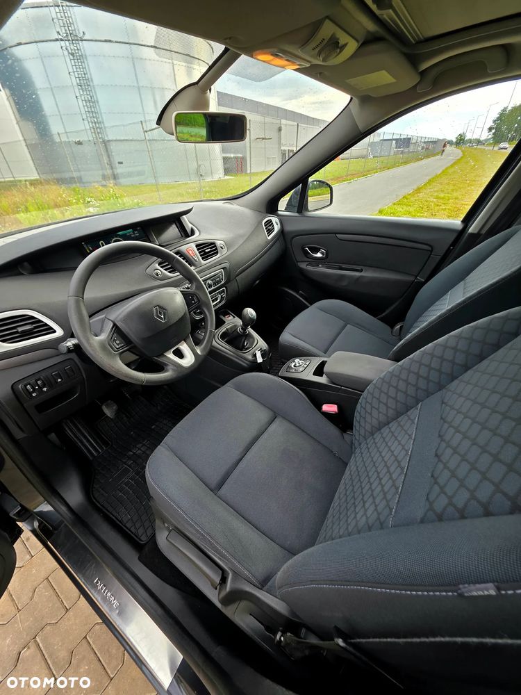 Renault Grand Scenic dCi 130 FAP Dynamique - 14