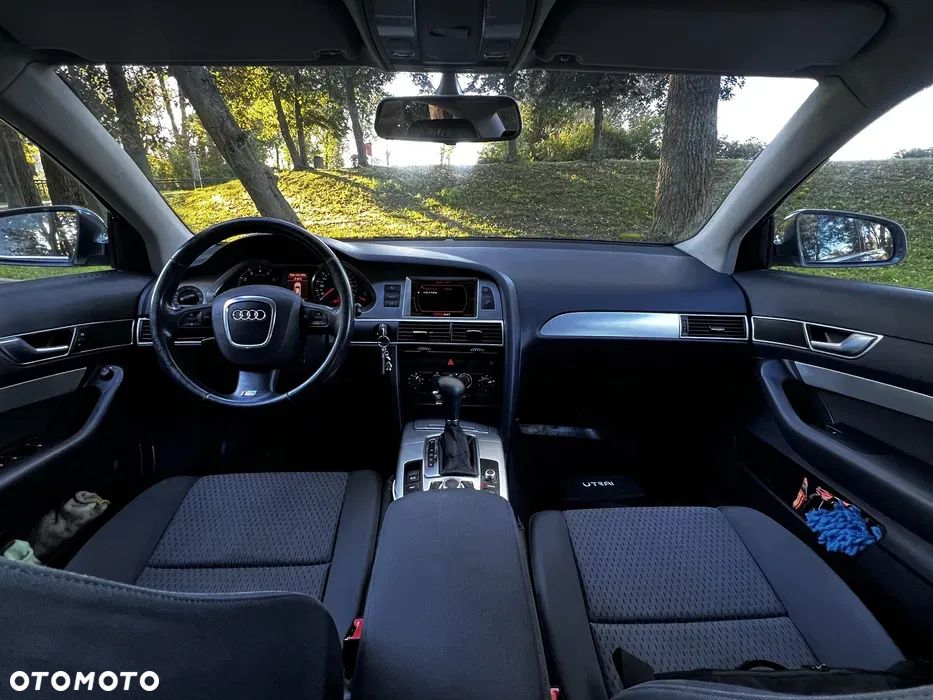 Audi A6 - 8