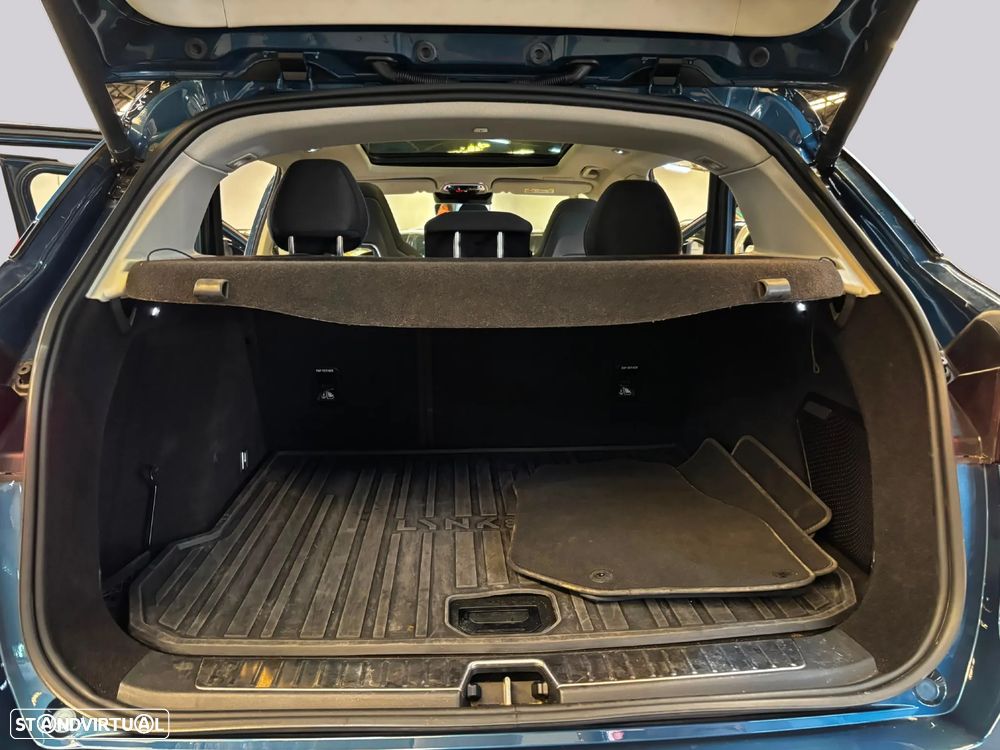 Lynk & Co 01 - 33