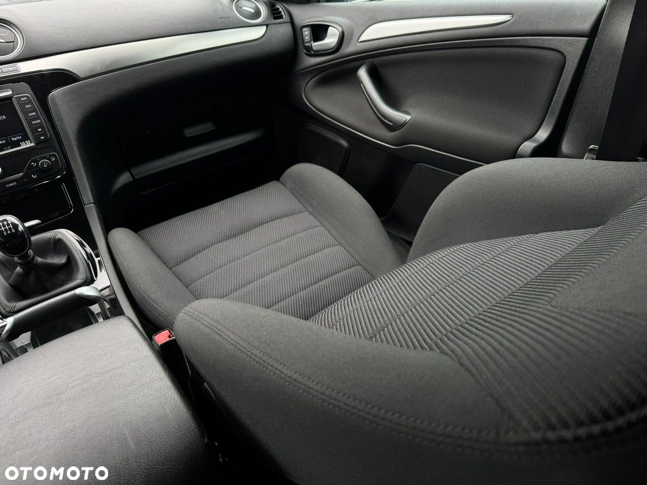 Ford S-Max - 25