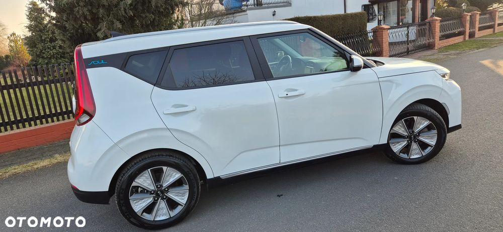 Kia Soul e-Soul 39kWh M - 11