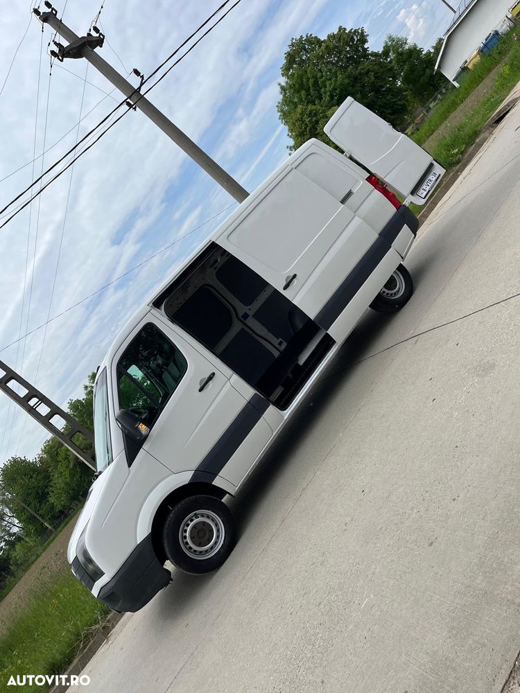 Volkswagen Crafter - 11