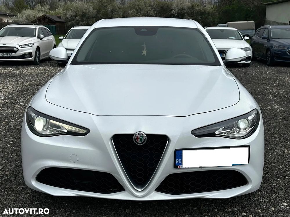 Alfa Romeo Giulia 2.2 JTDM RWD AT8 Super - 3