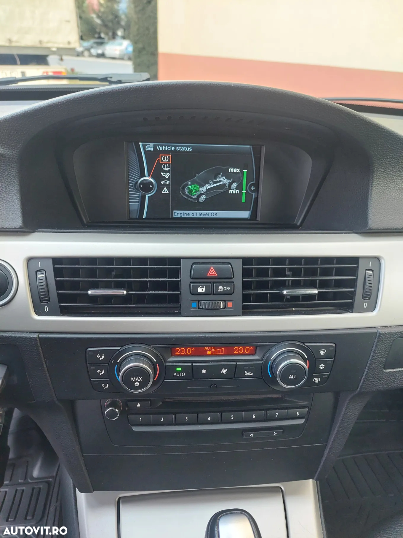 BMW Seria 3 318i Aut. - 12