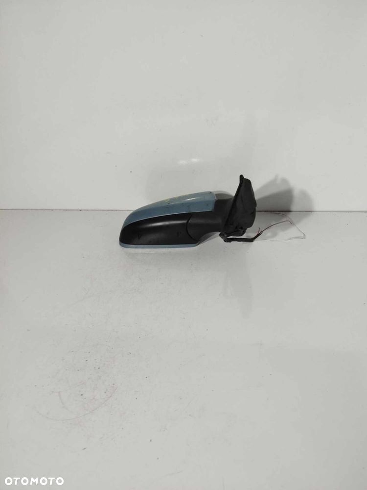 LUSTERKO PRAWE PRZEDNIE AUDI A3 8P 05-08 5 PIN - 4