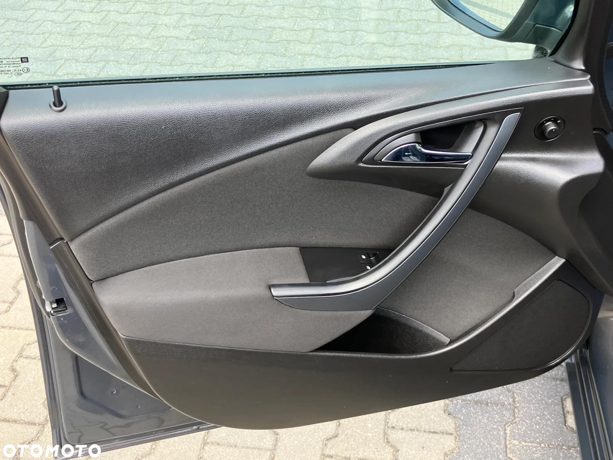 Opel Astra 1.4 Turbo Design Edition - 19