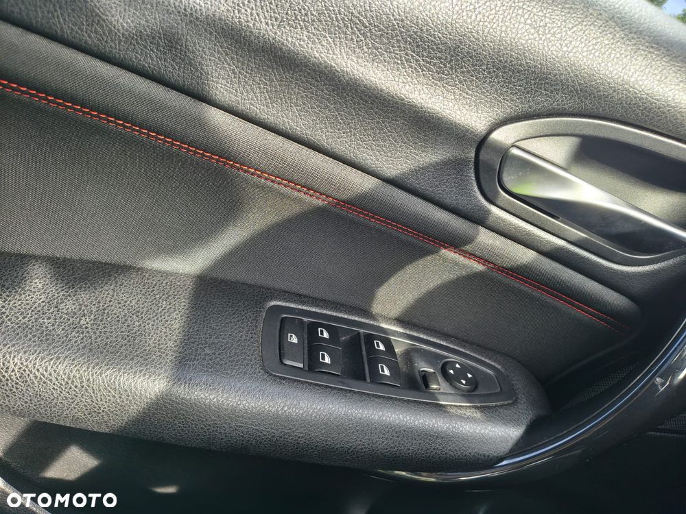 BMW Seria 1 118d Sport Line - 17