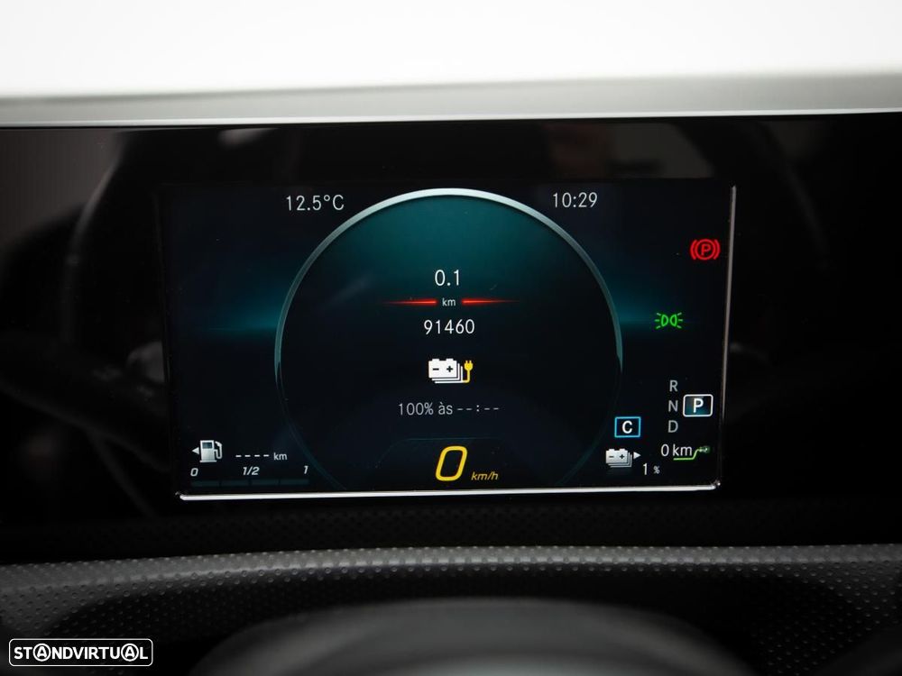 Mercedes-Benz A 250 Limousine e 8G-DCT - 28