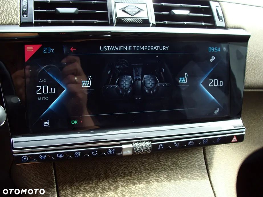 DS Automobiles DS 7 Crossback 1.6 E-Tense So Chic - 23