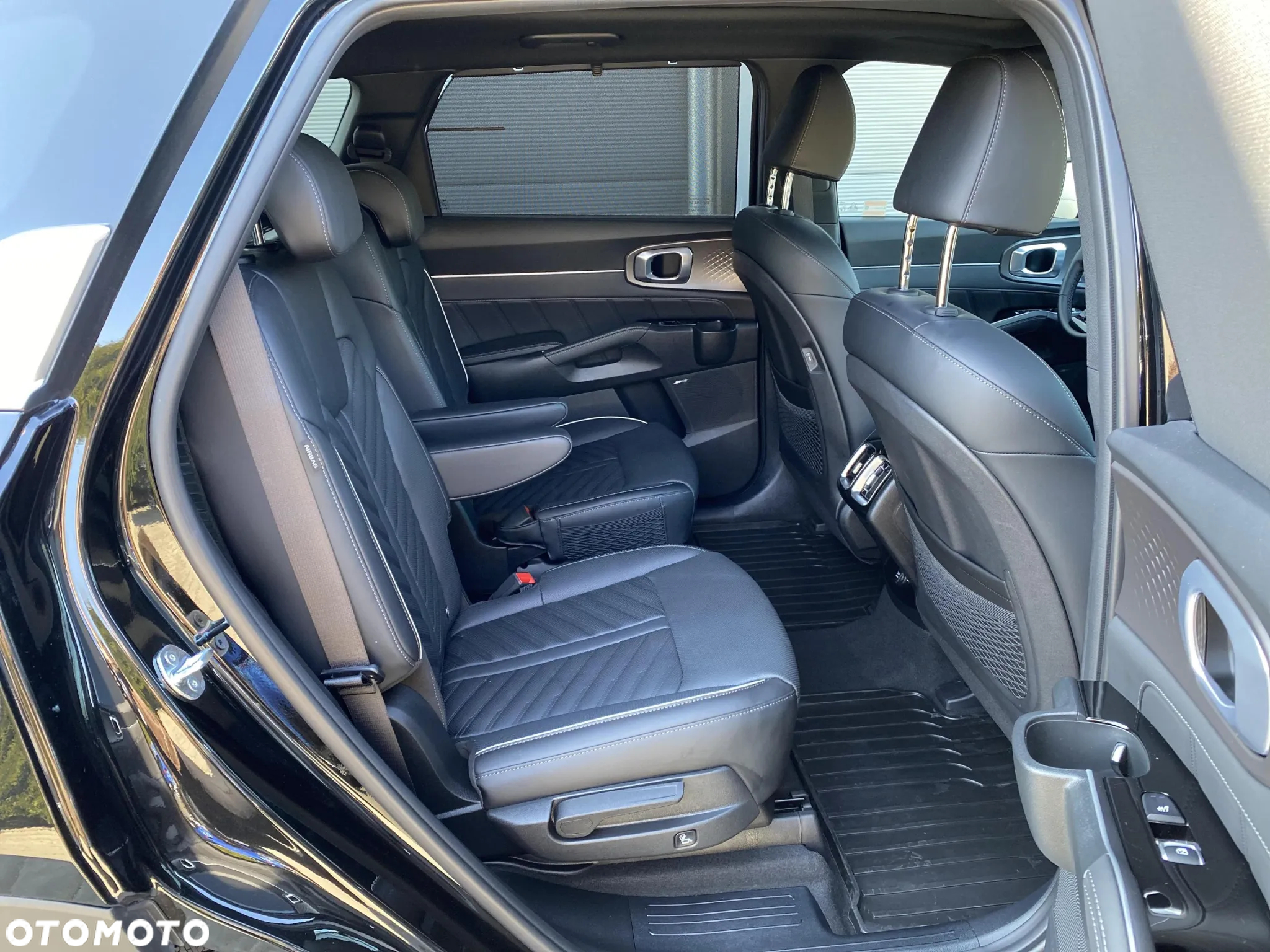 Kia Sorento - 16