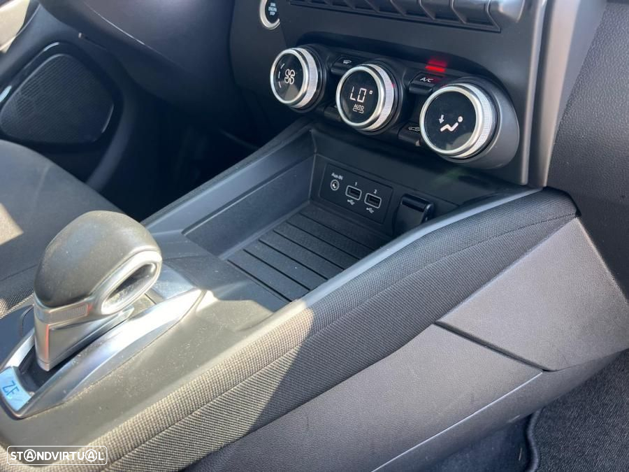 Renault Zoe (c/ Bateria) Bose 40 Carga Rápida - 10
