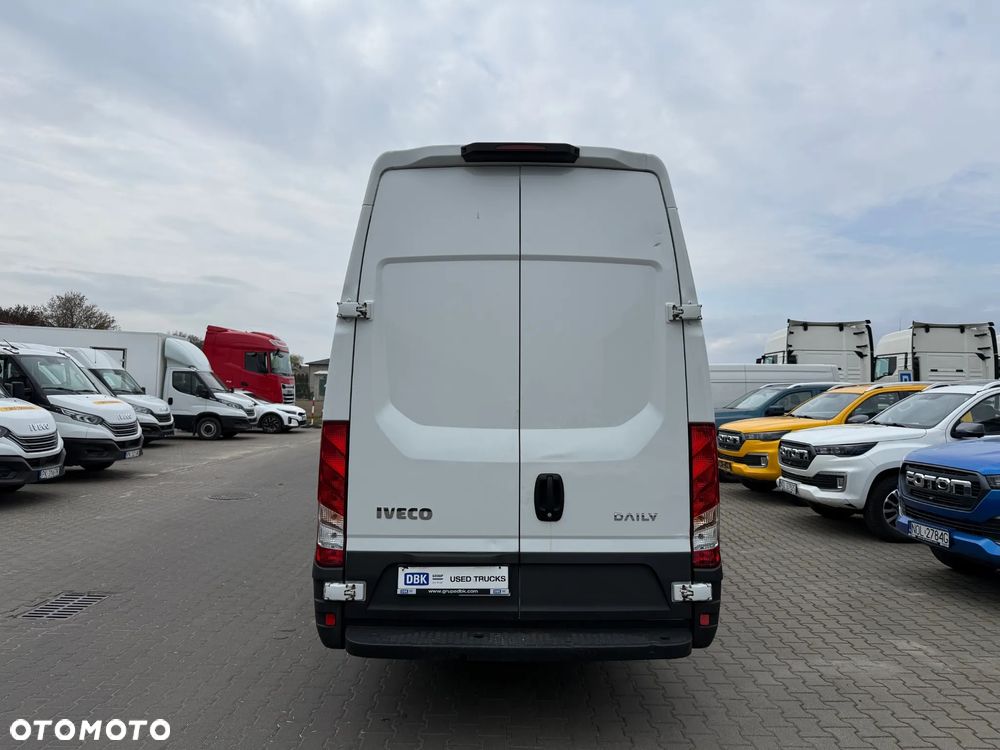 Iveco 35S18 - 4