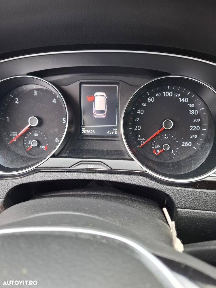Volkswagen Passat 2.0 TDI DSG 4Motion Comfortline - 9