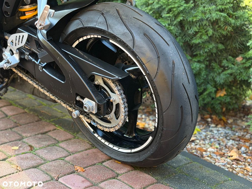 Suzuki GSX-R - 20