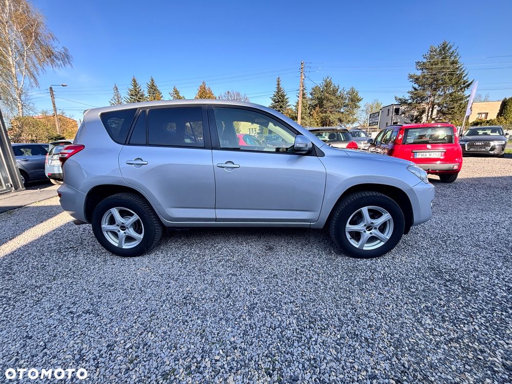 Toyota RAV4 2.0 4x2 - 11