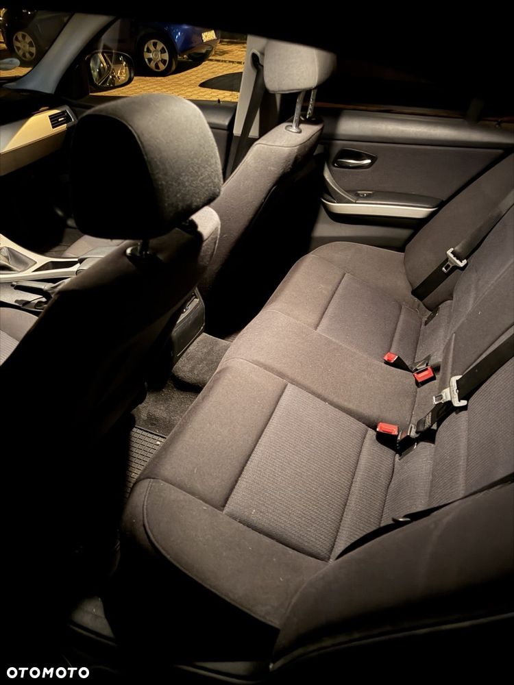 BMW Seria 3 318i - 9