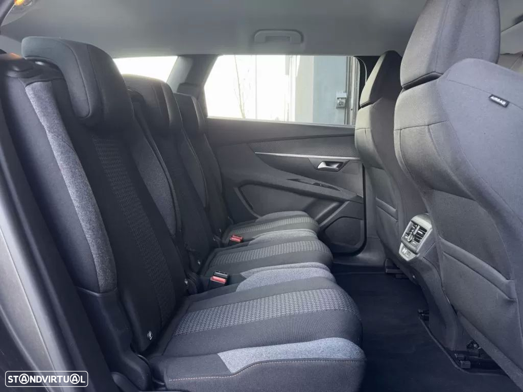 Peugeot 5008 BlueHDI 130 EAT8 Active Pack - 41