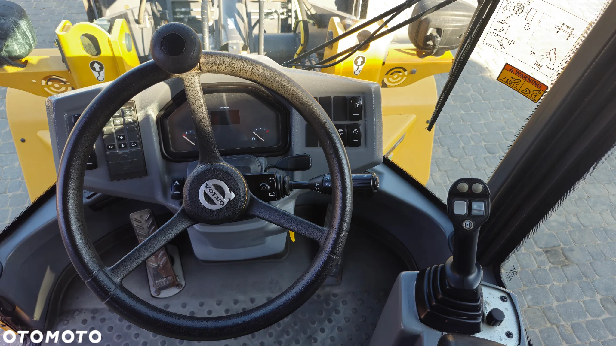Volvo L 35 G - 21