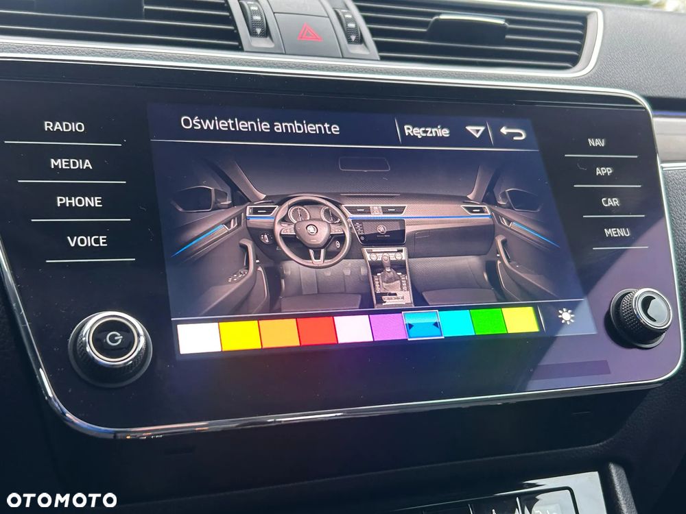 Skoda Superb 2.0 TDI SCR 4x4 Scout DSG - 22