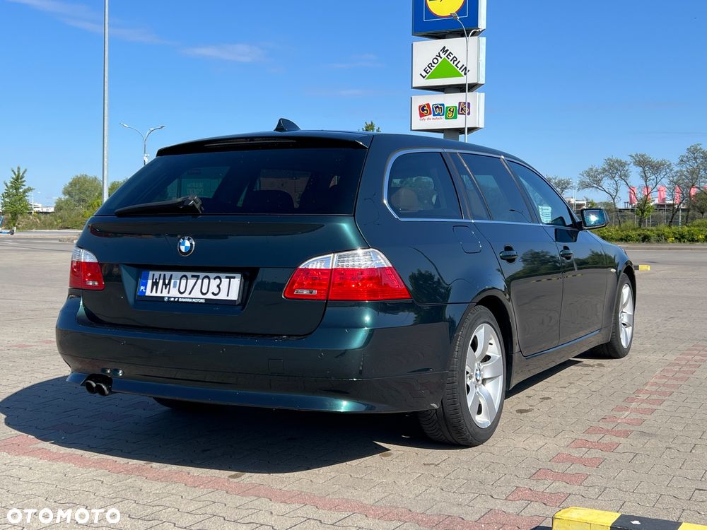 BMW Seria 5 525i xDrive Touring - 8