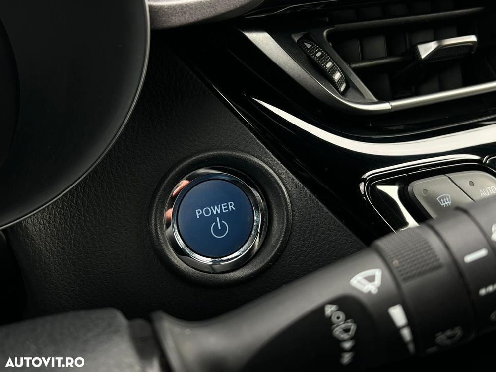 Toyota C-HR 1.8 HSD 122 CP 4x2 CVT Core - 17