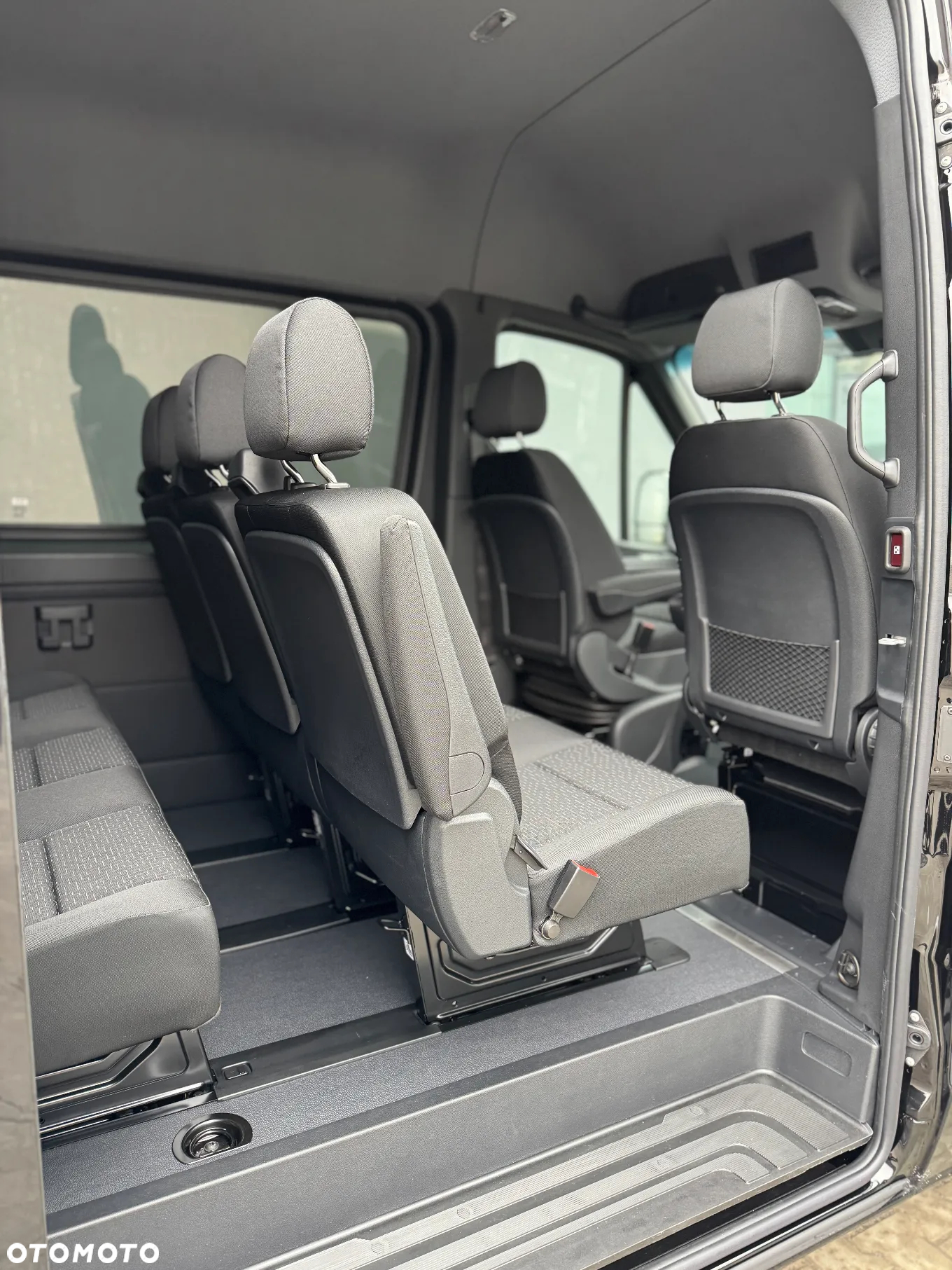Mercedes-Benz Sprinter - 26